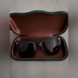Gucci sunglasses with Gucci case